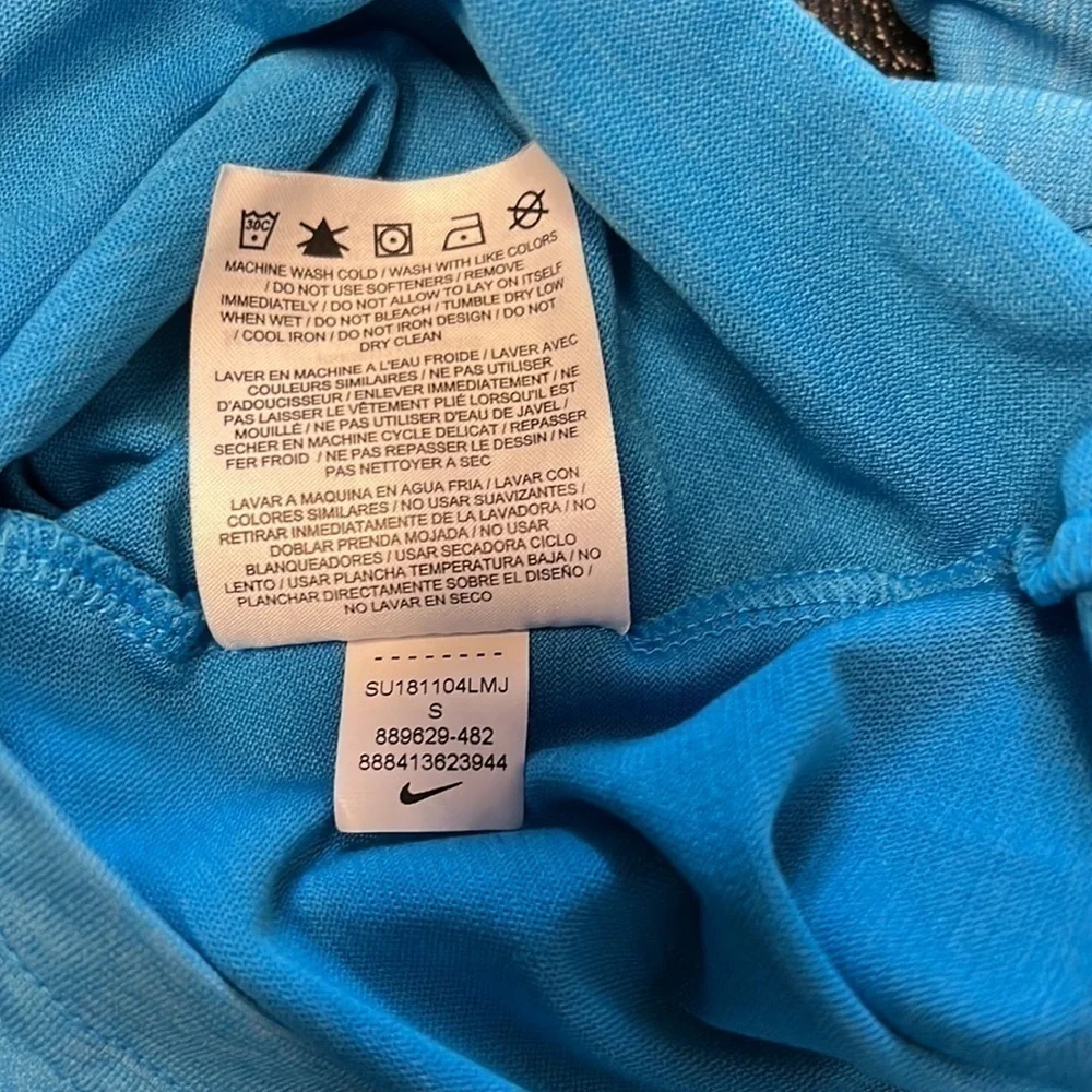 Nike Dri Fit Baby Blue Tshirt SZ Small - Picture 6 of 6